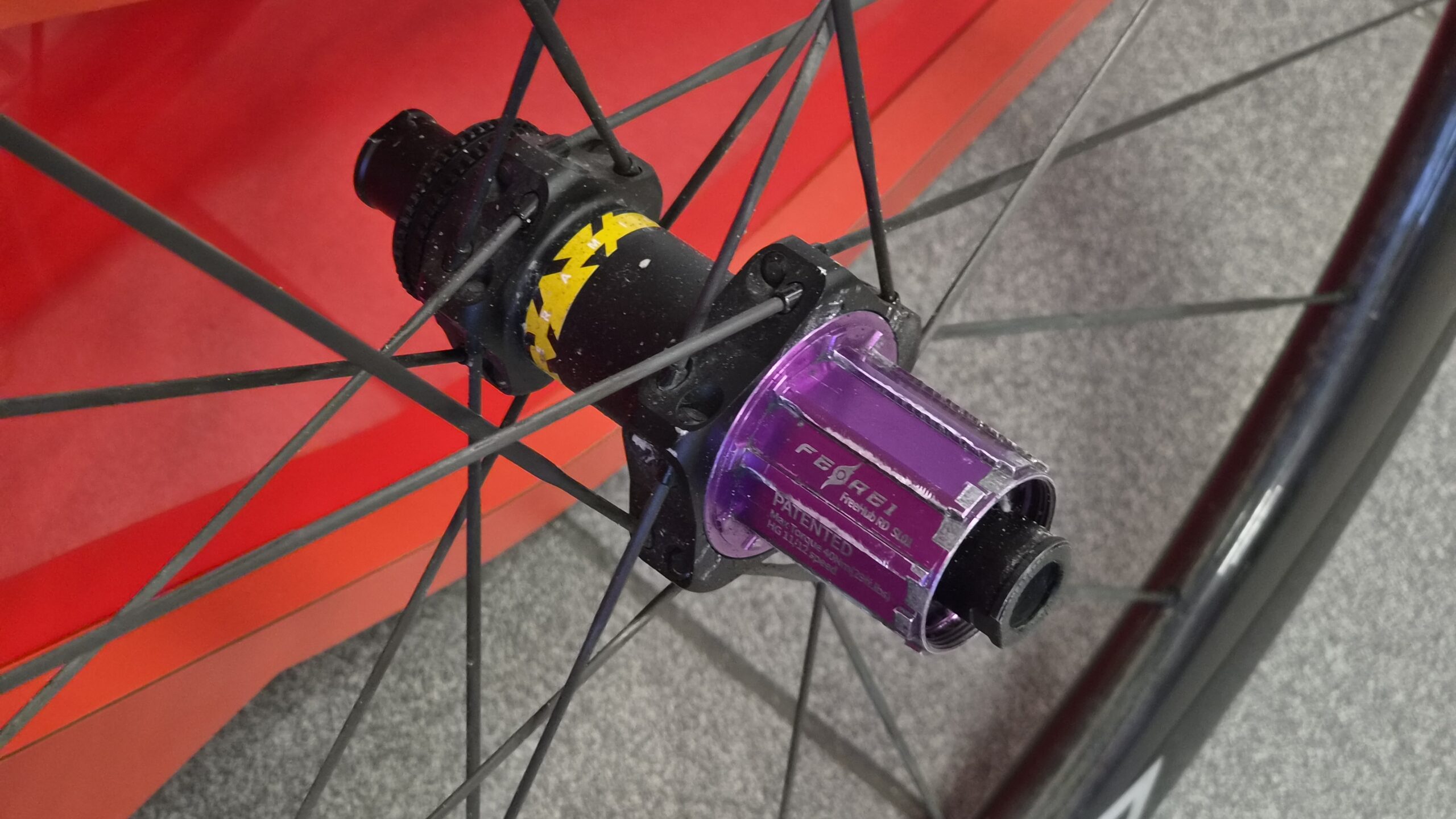 Koła karbonowe Elitewheels Drive 45 - obrazek 4